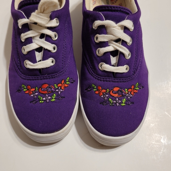 Vintage Grasshoppers Keds a red flowe Grand Champ 6 1/2 M Purple Sneaker lace up - Picture 2 of 8
